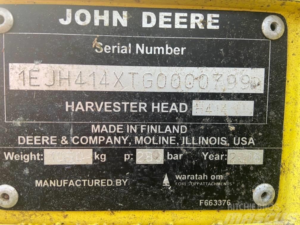 John Deere 1170E Betakarítók
