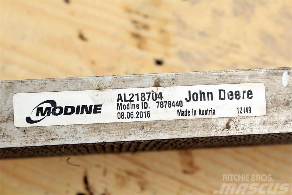 John Deere 6155R Oil Cooler Motorok