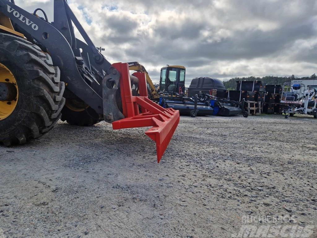  VAARAS-Kratta 3m för traktor hjullastare Gumikerekes homlokrakodók