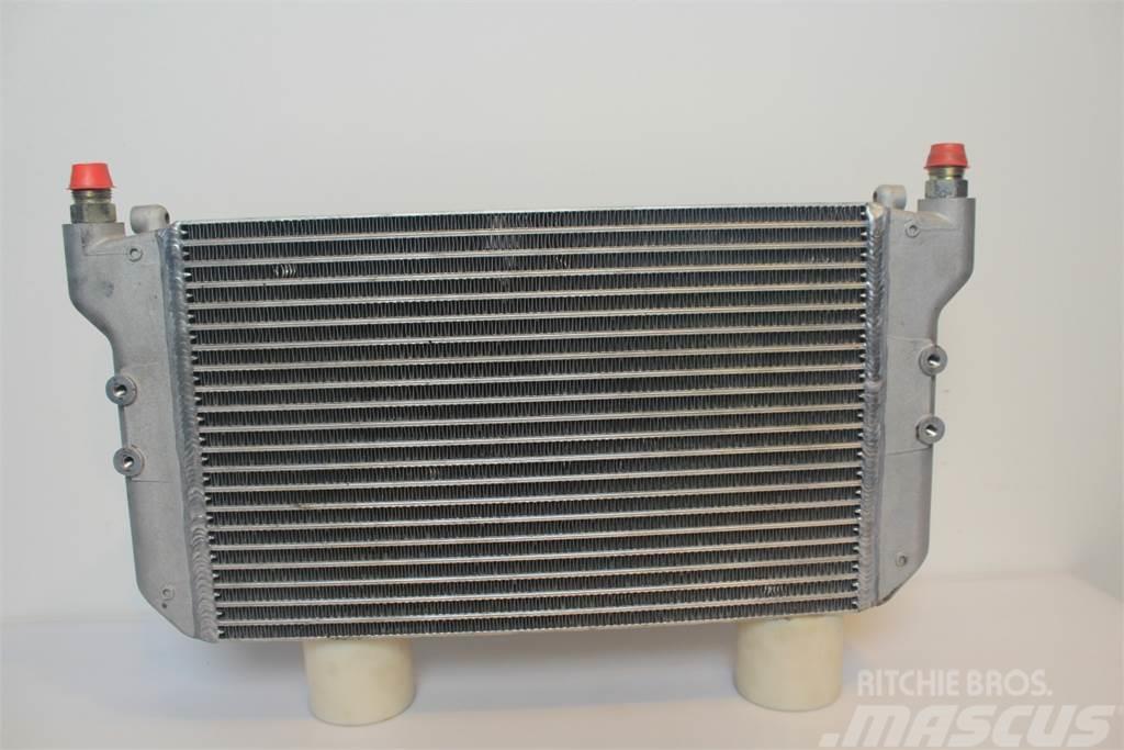 Valtra T234 Oil Cooler Motorok