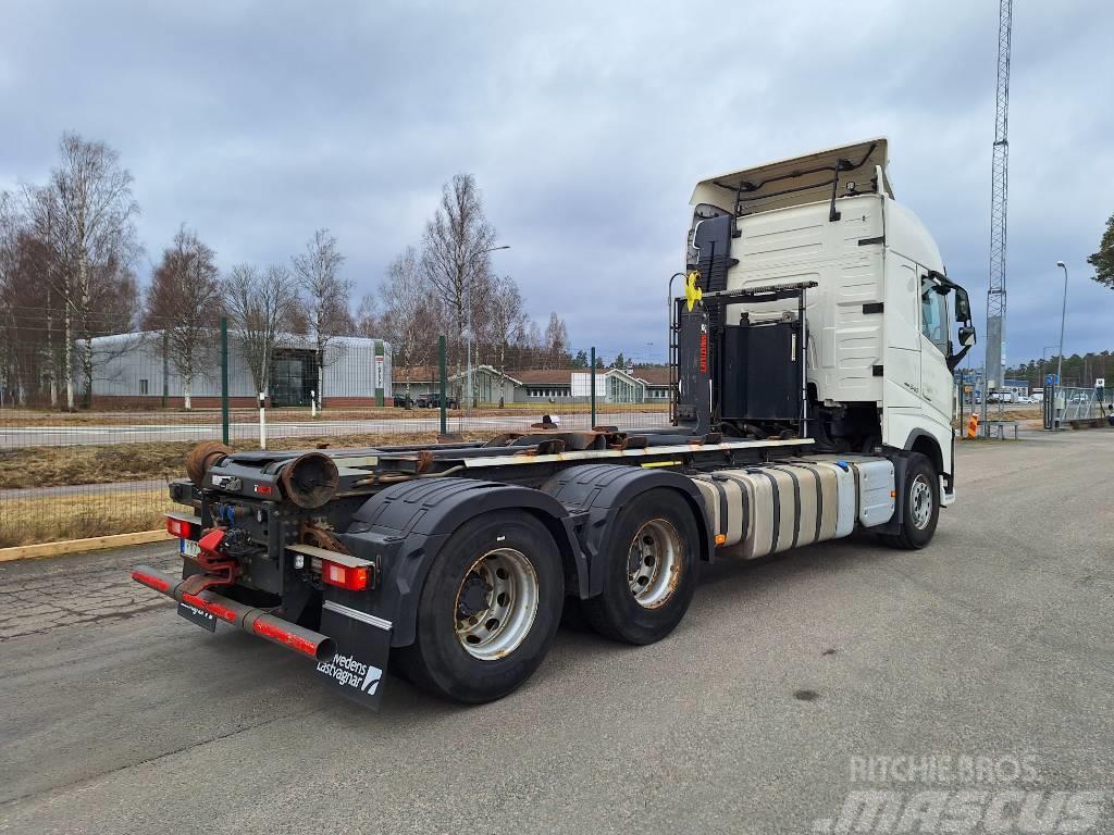 Volvo FH 6x2 Lastväxlare Horgos rakodó teherautók