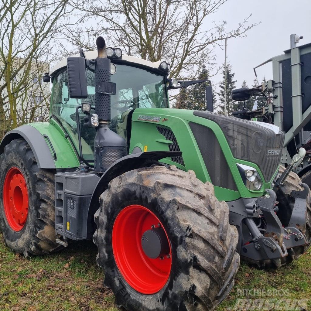Fendt 828 S4 Profi Plus Traktorok