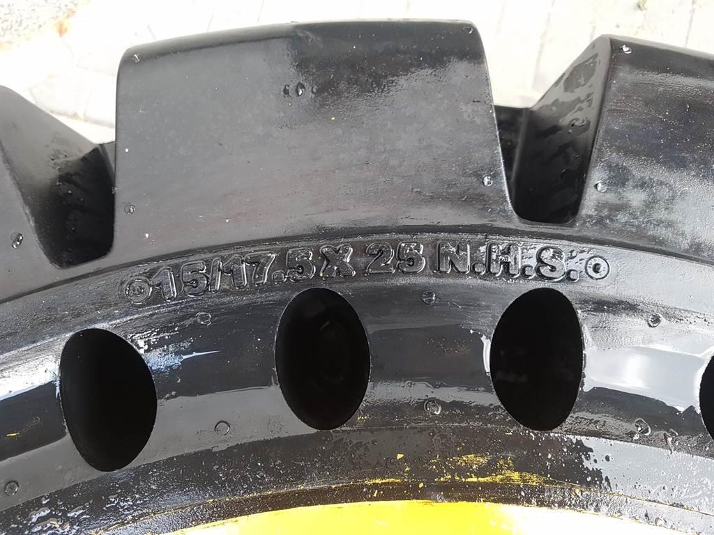 CAT 910/914 - 447-1131 - Tyre/Reifen/Band Gumiabroncsok, kerekek és felnik