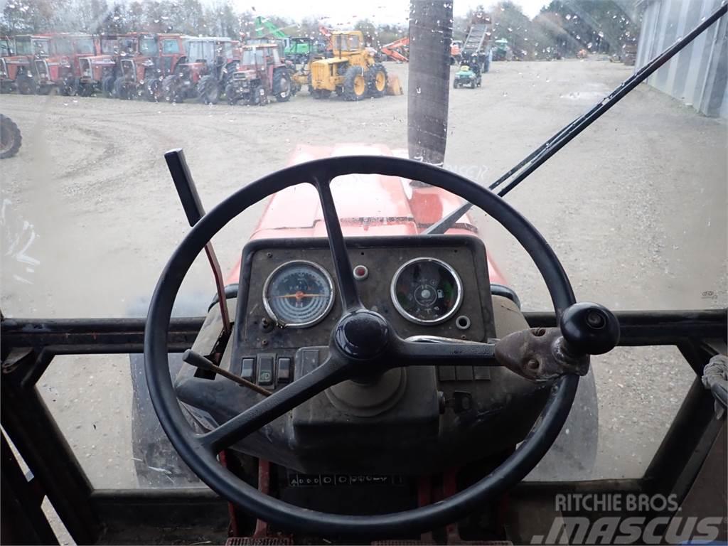 Case IH 1055 Traktorok