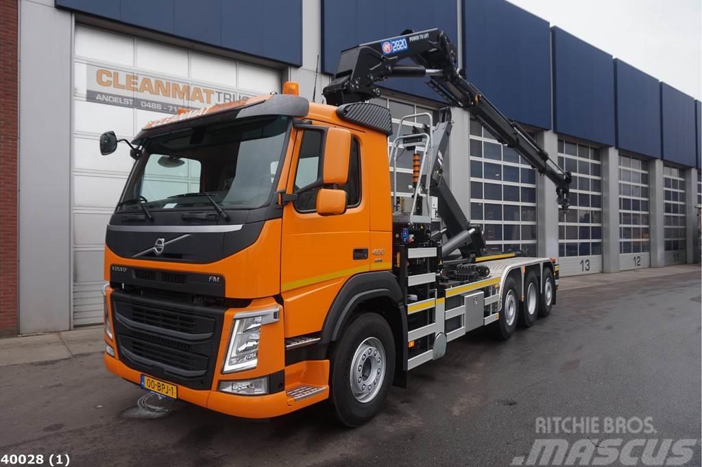 Volvo FM 420 8x2 HMF 28 ton/meter laadkraan Horgos rakodó teherautók