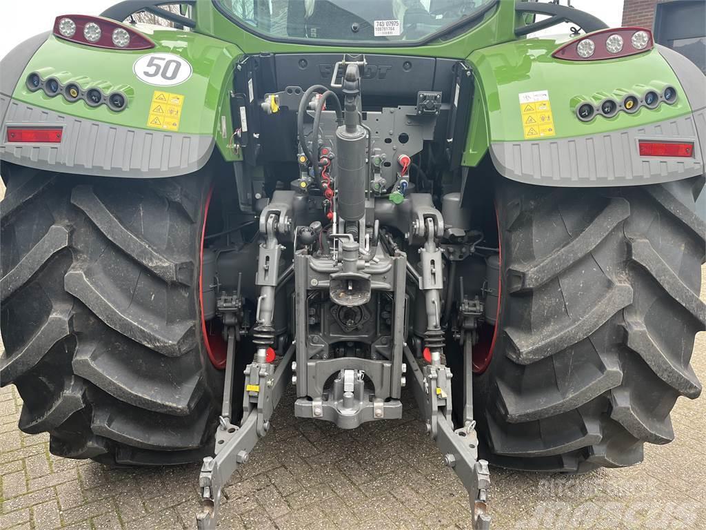 Fendt 724 S4 ProfiPlus Traktorok