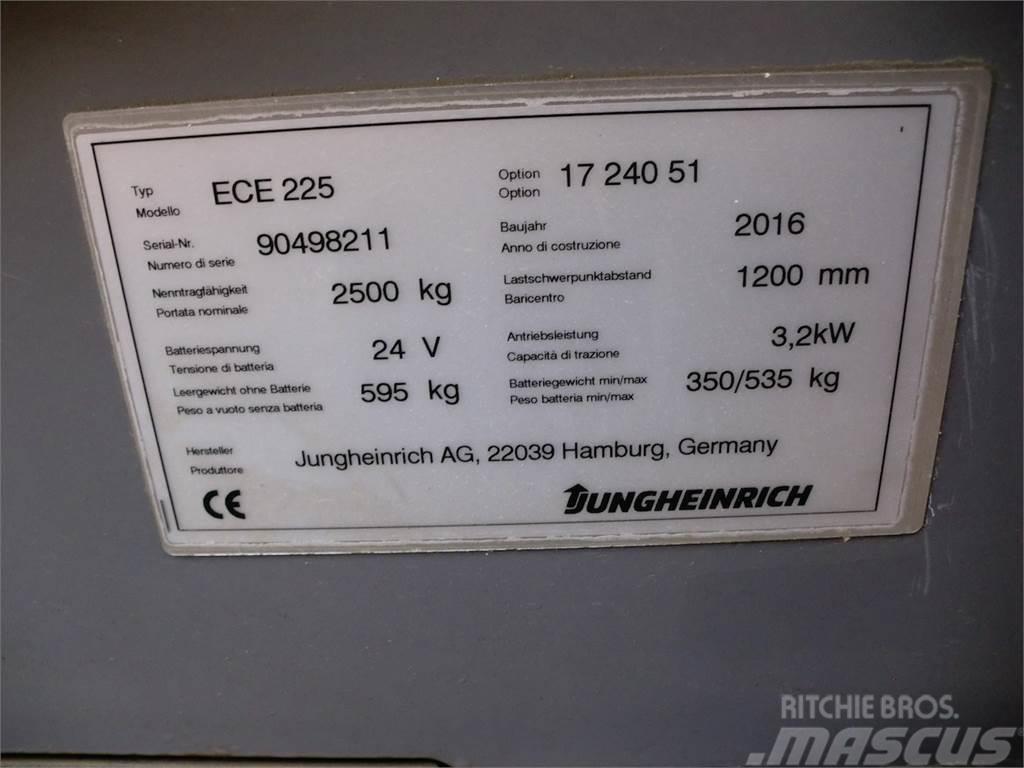Jungheinrich ECE 225 2400x510mm Komissiózó alacsony emelésű targonca
