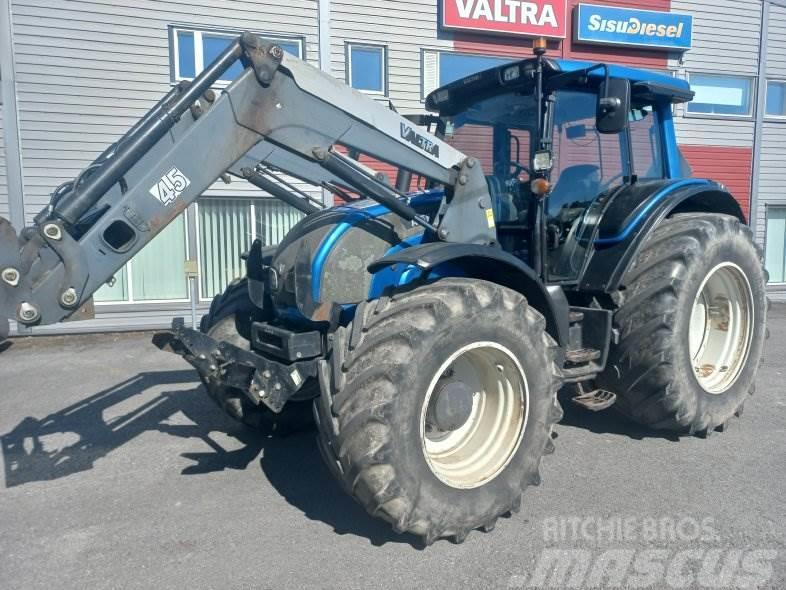 Valtra N121 HT Traktorok