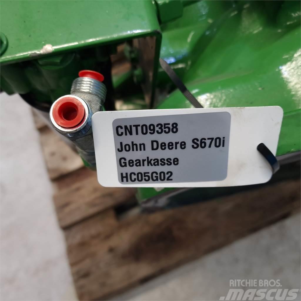 John Deere S670 Váltók