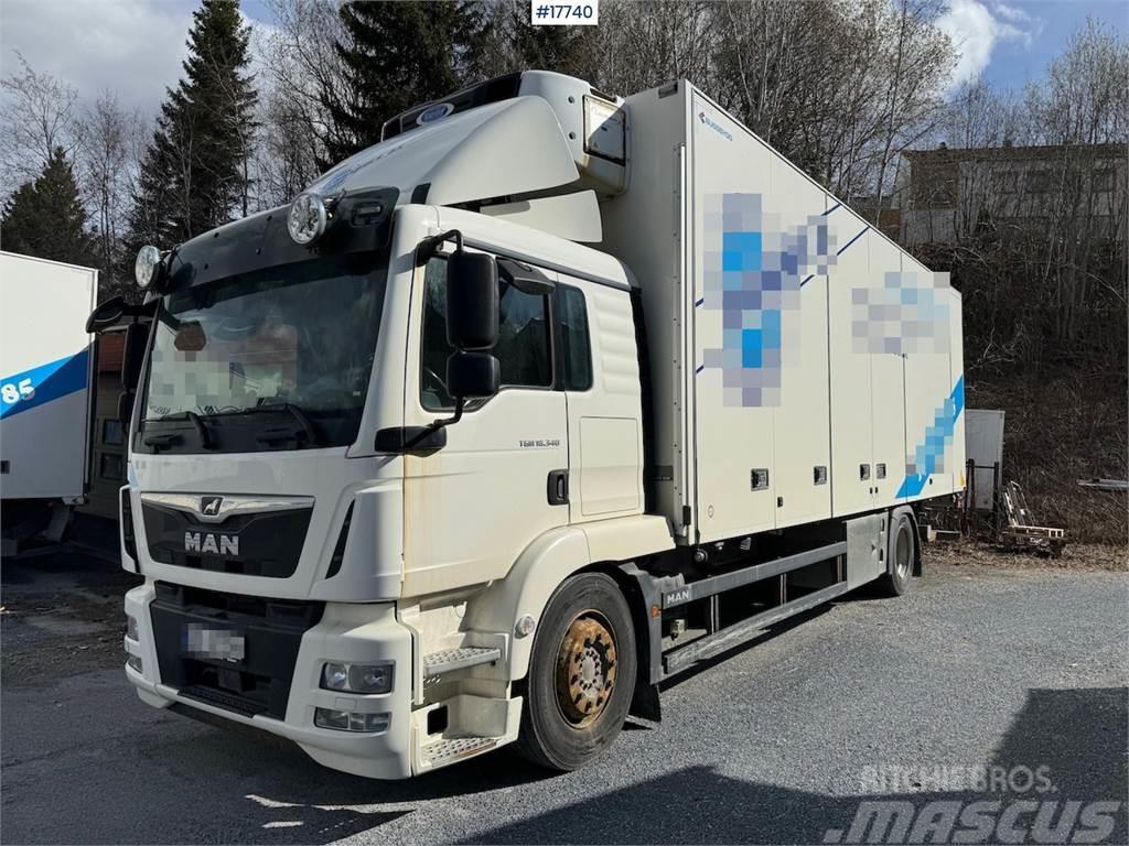MAN TGM 18.340 4x2 box truck w/ Factory new engine. Fu Dobozos teherautók
