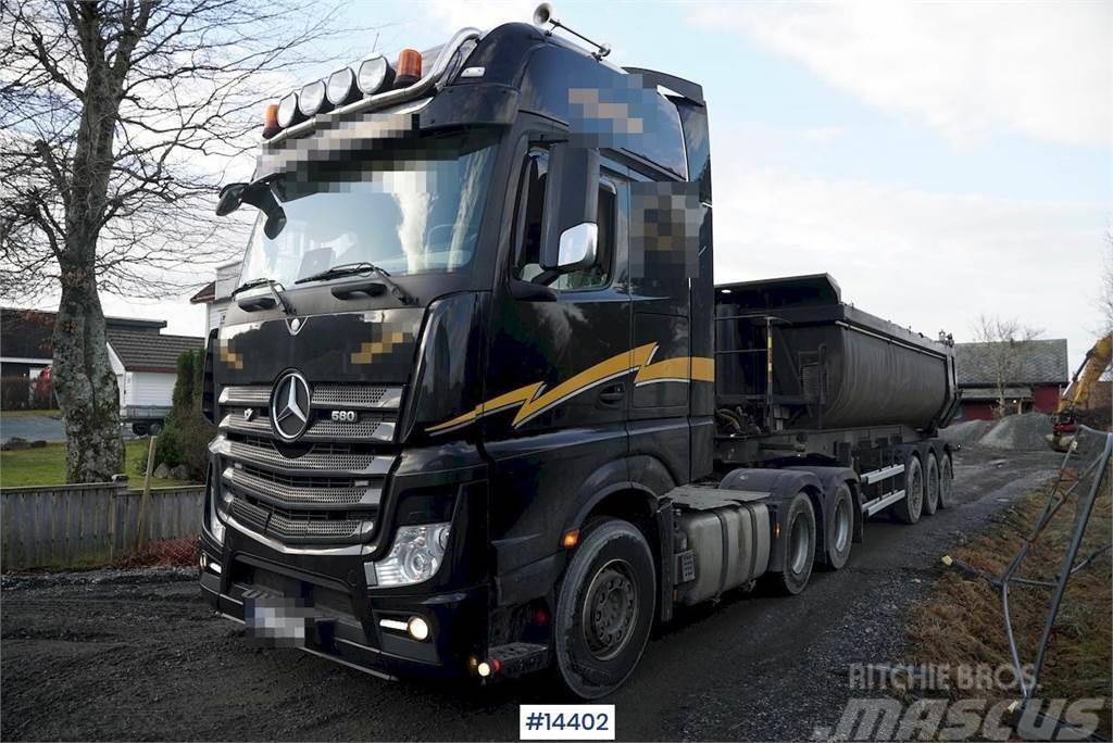 Mercedes-Benz Actros 2653 6x4 Truck w/ hydraulics. Nyergesvontatók