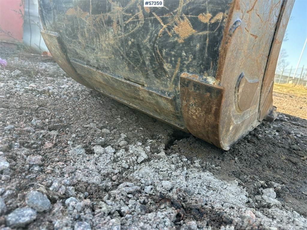 CAT 307.5 Excavator with Rototilt and Tools (SEE VIDE Lánctalpas kotrók