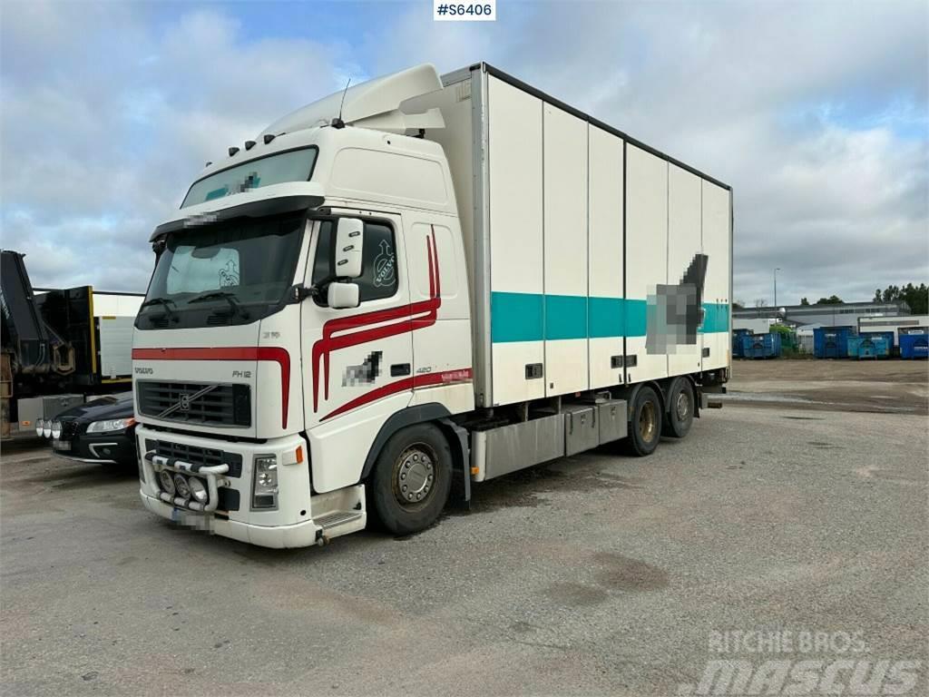 Volvo FH12 6x2 Box truck with opening side and tail lift Dobozos teherautók