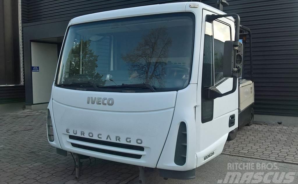 Iveco EUROCARGO Euro 3 Vezetőfülke és belső tartozékok