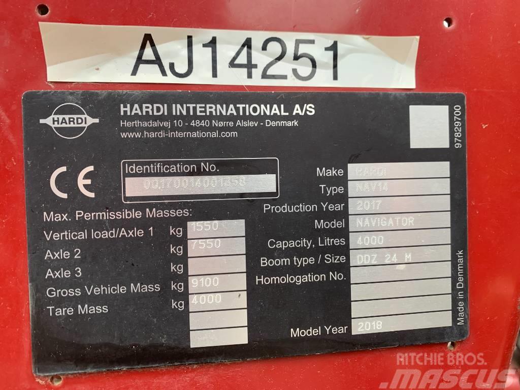 Hardi Navigator 4000 Vontatott trágyaszórók