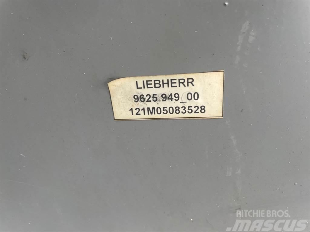 Liebherr A934C-9625949-Stair panel/Trittstufen/Traptreden Alváz és felfüggesztés