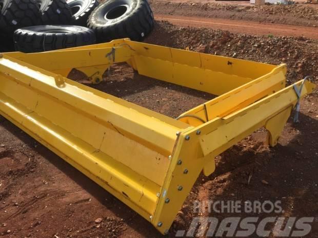 Bedrock Tailgate for Volvo A40D Articulated Truck Tereptargonca