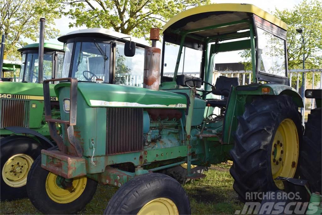 John Deere 2130 Traktorok