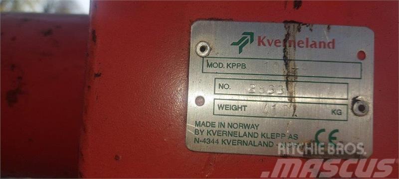 Kverneland PB-100-8 Furet renoveret op til krop 28 , for 2 sæ Váltvaforgató ekék