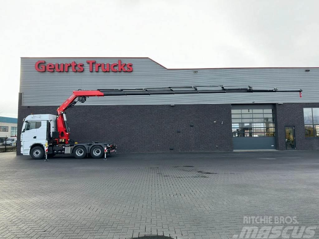 MAN TGX 33.520 6X4 TREKKER-BAKWAGEN COMBI + FASSI F485 Crane trucks
