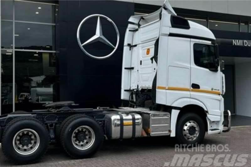 Mercedes-Benz 2645LS/33 STD Egyéb