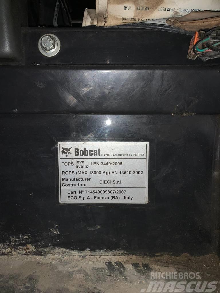 Bobcat Telehandler TR50210 Teleszkópos rakodók