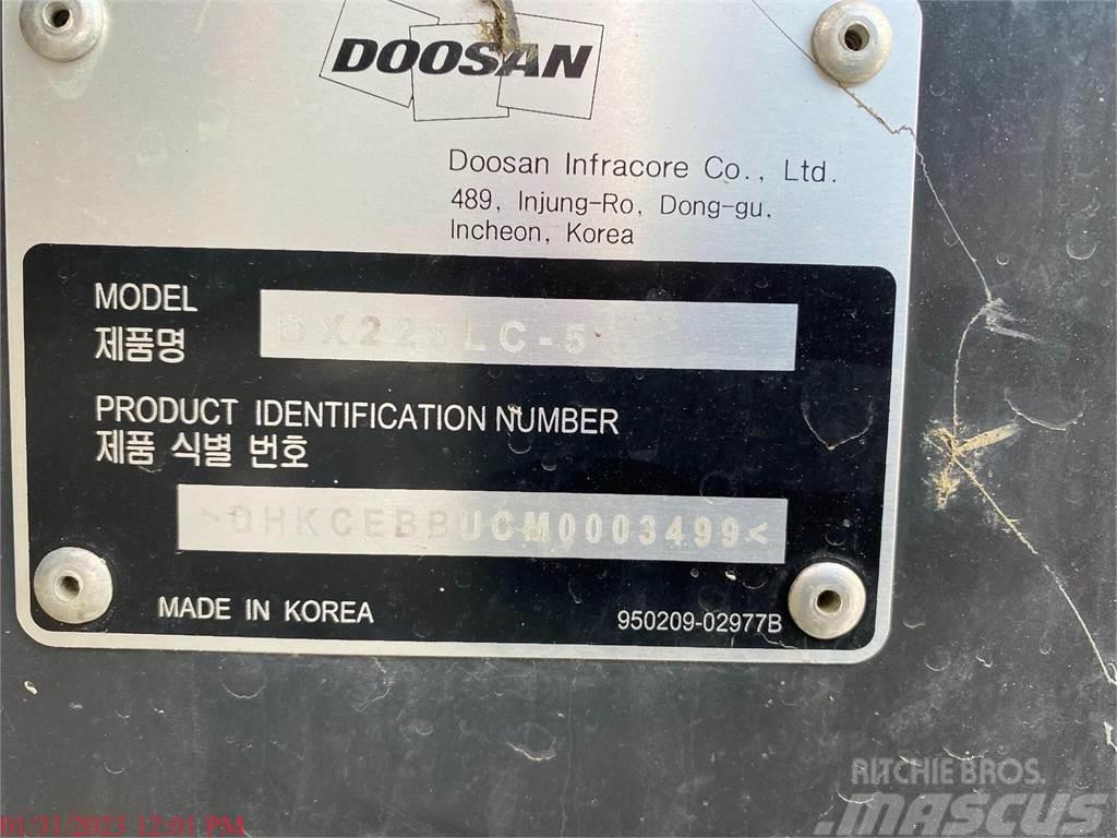 Doosan DX225 LC-5 Lánctalpas kotrók