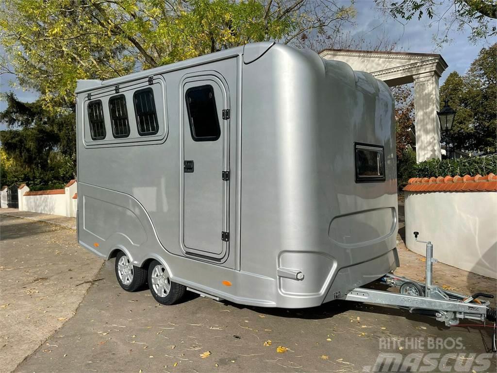  Steinsberger 3-Pferde mit Wohnung neues Modell Egyéb