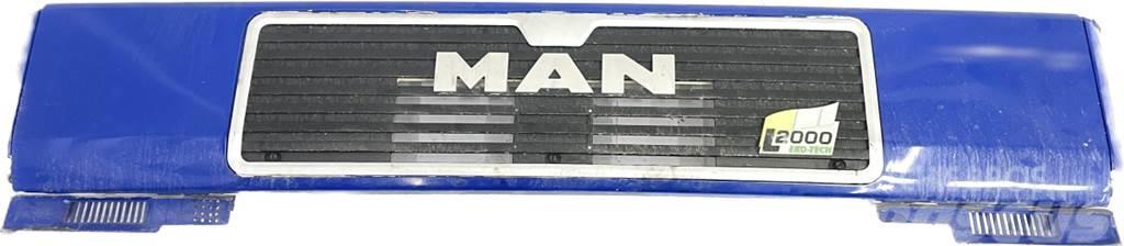 MAN 3-series 10.153 Vezetőfülke és belső tartozékok