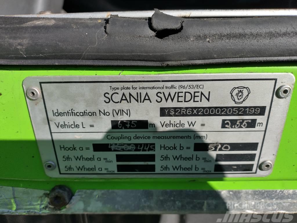 Scania R560 6x2 takateliveturi Nyergesvontatók