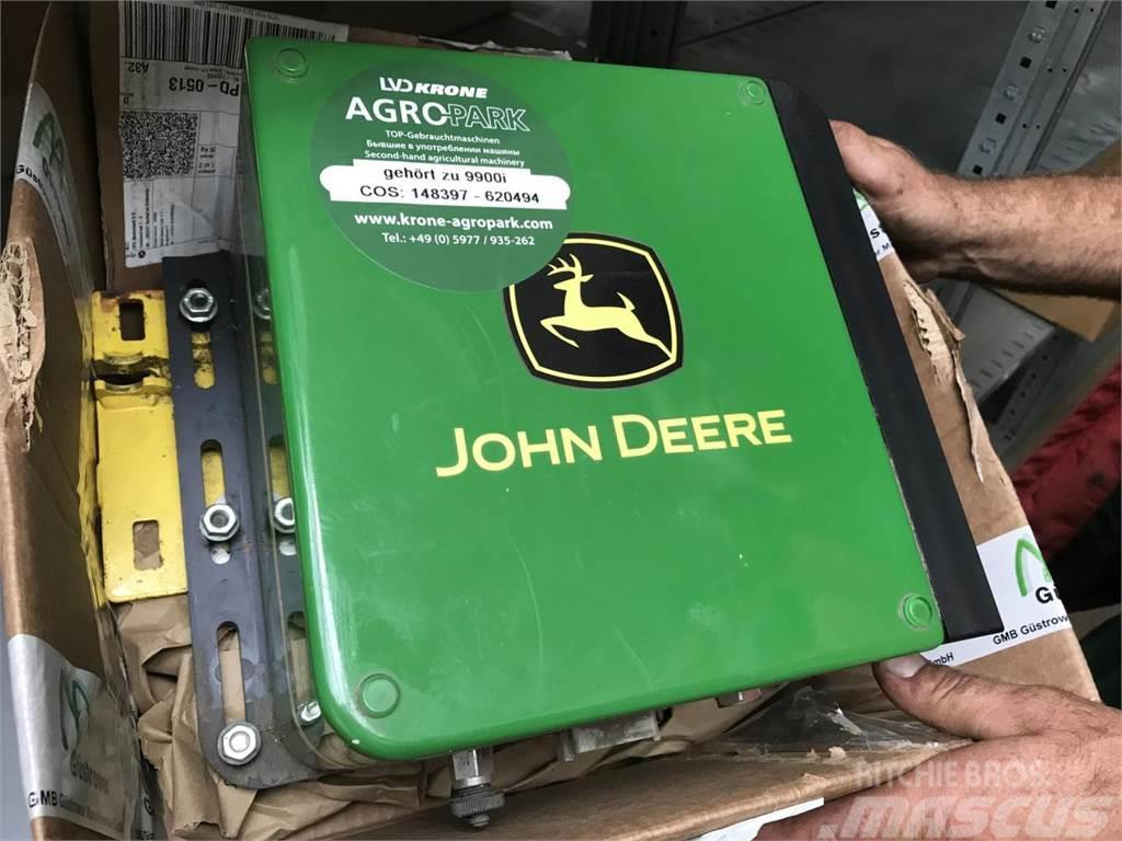 John Deere 9900 (MY19) Önjáró szecskázók