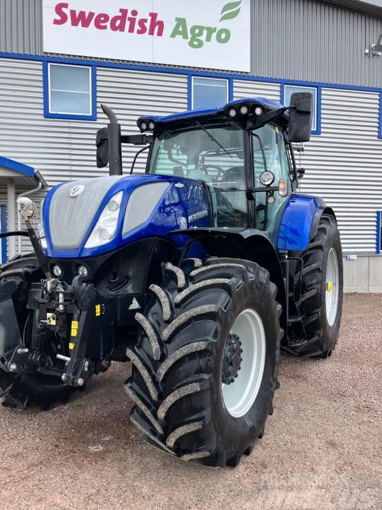 New Holland T 7.270 AC Blue Power Traktorok