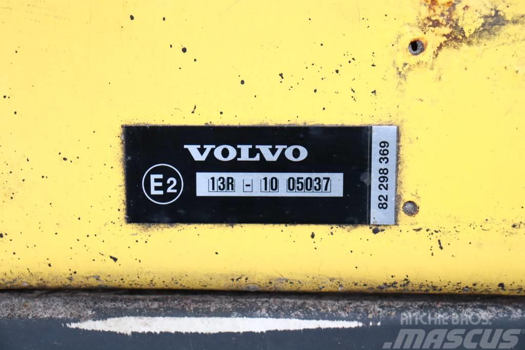 Volvo FL240 4x2 Dobozos teherautók
