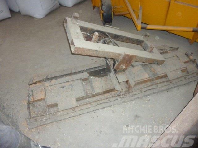  - - - Doserblad 2.2 m. hydraulisk Other tractor accessories