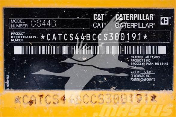 CAT CS44B Egydobos hengerek