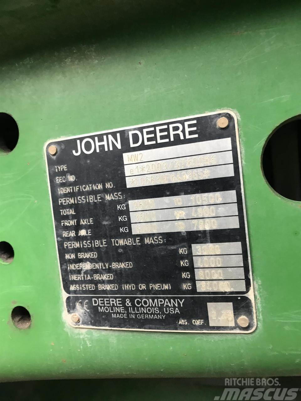 John Deere 6830 Premium Traktorok