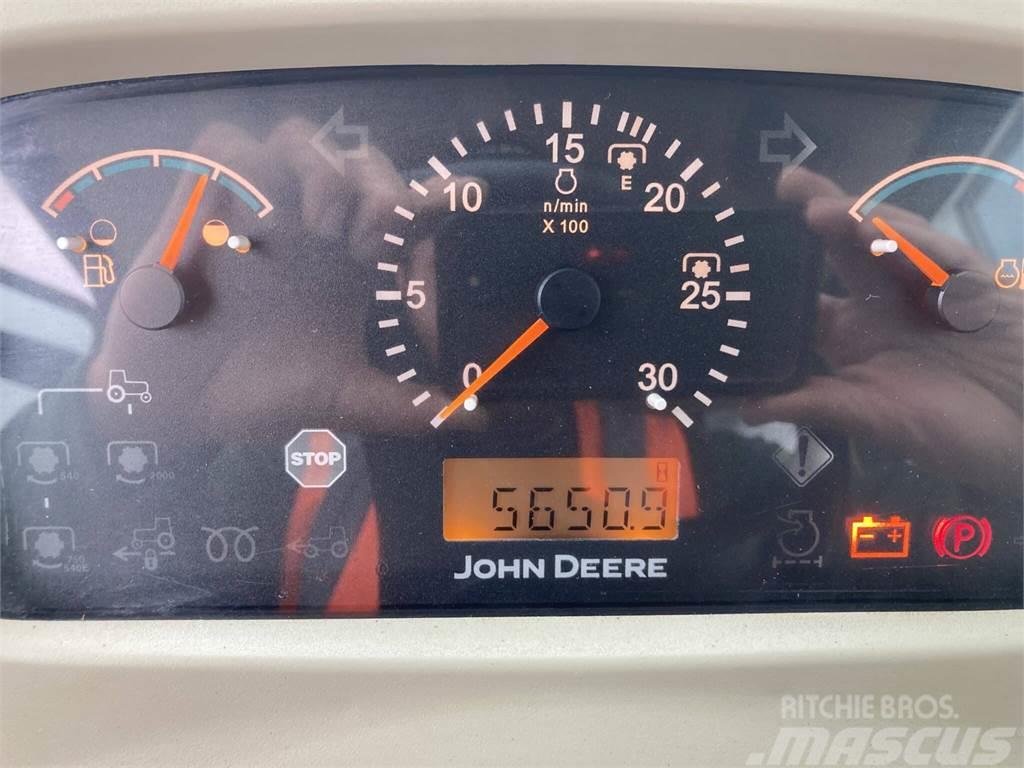 John Deere 4720 Kompakt traktorok