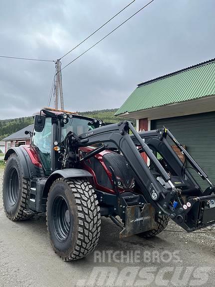 Valtra N175D Traktorok