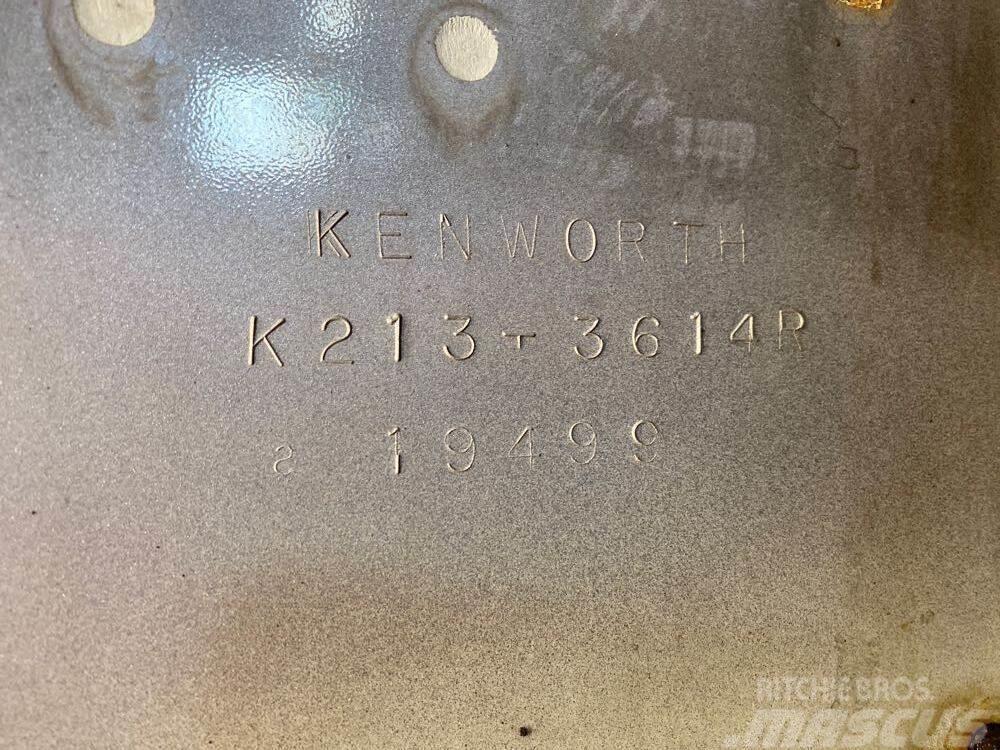 Kenworth T600 Vezetőfülke és belső tartozékok