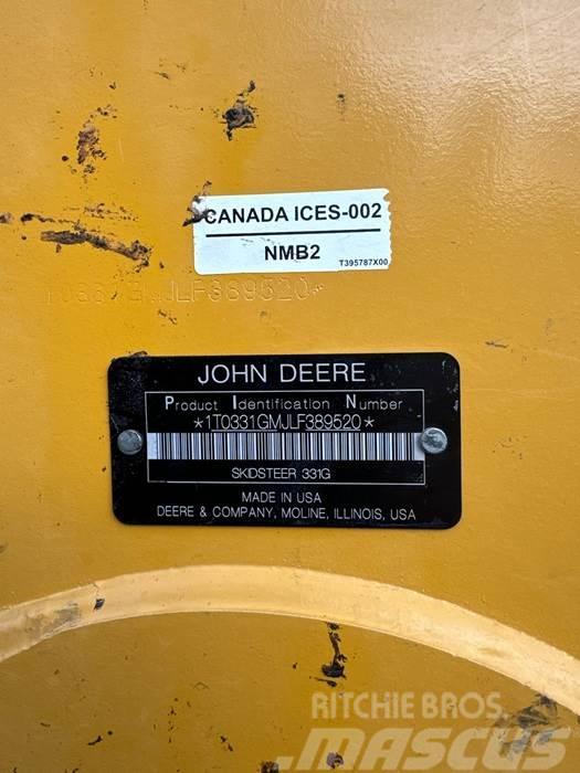 John Deere 331G Kompaktrakodók