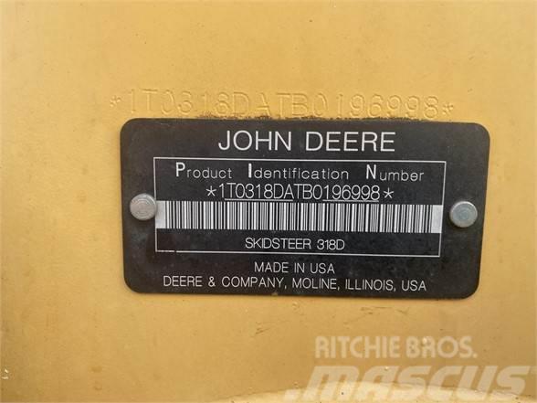 John Deere 318D Kompaktrakodók