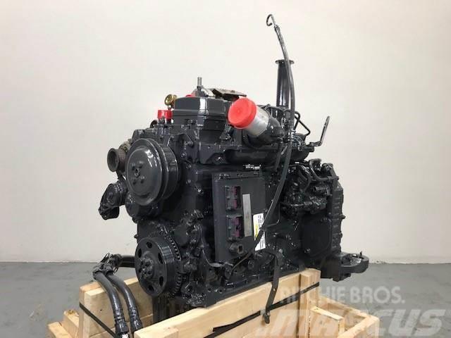 Komatsu SAA4D107E-1 Motorok