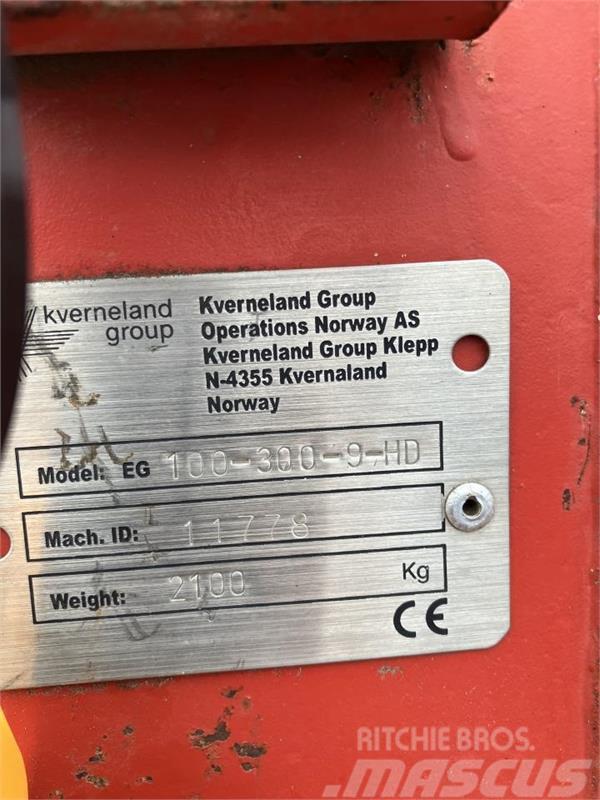 Kverneland 5 F ED 100-300 Váltvaforgató ekék