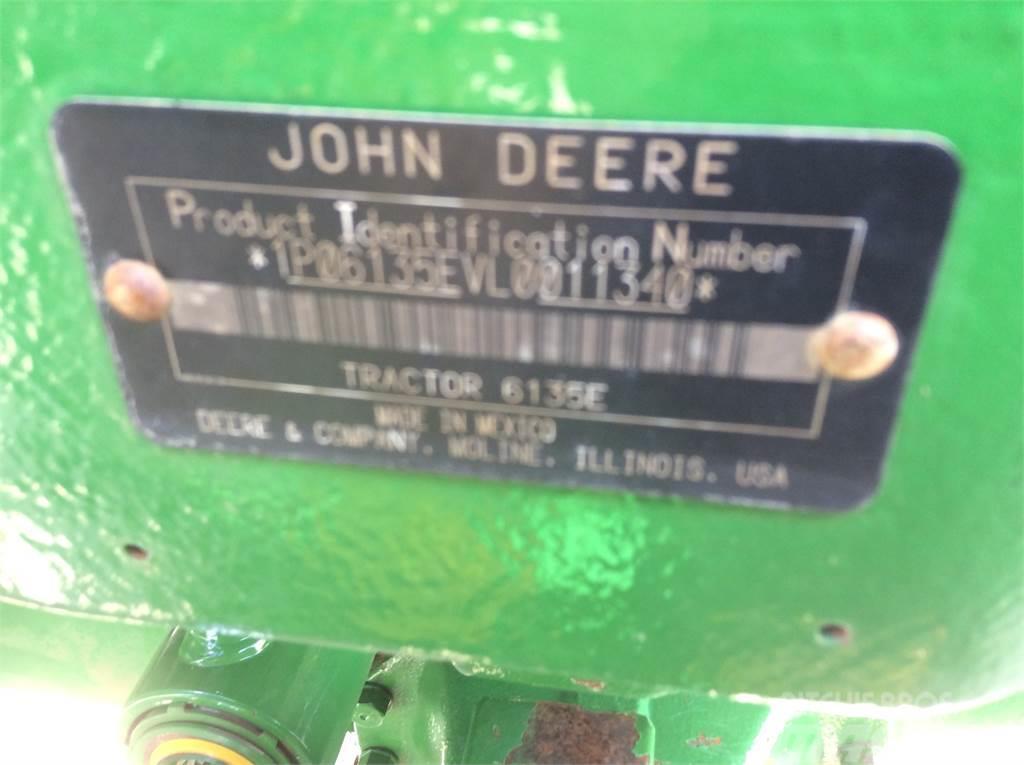 John Deere 6135E Traktorok