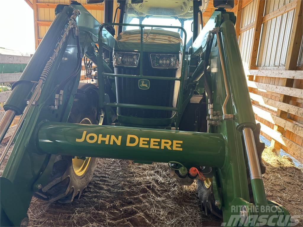 John Deere 6135E Cab Kompakt traktorok