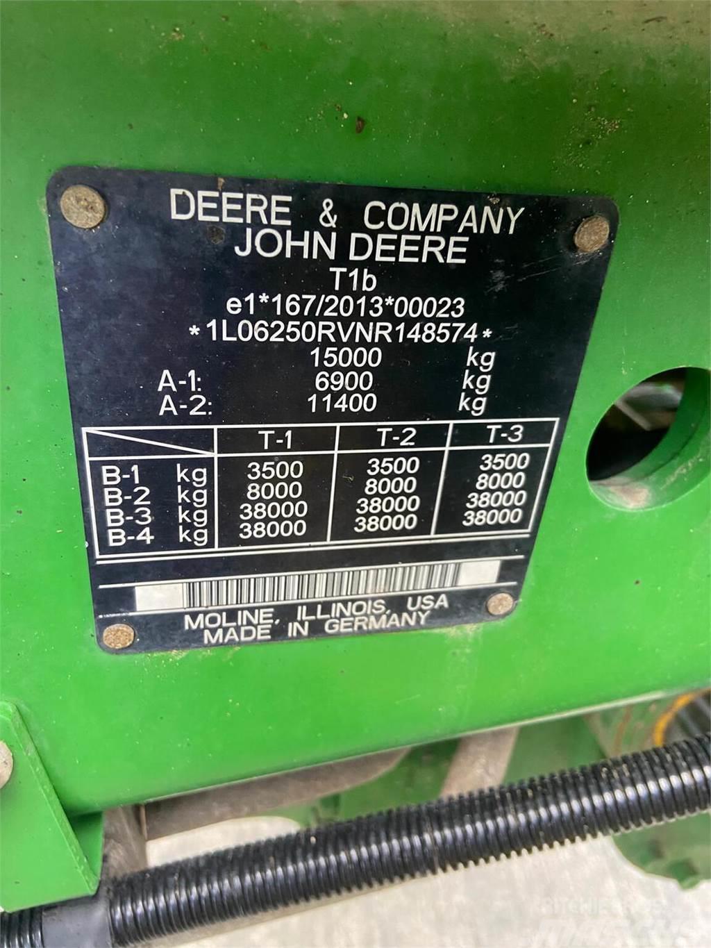 John Deere 6250R Traktorok