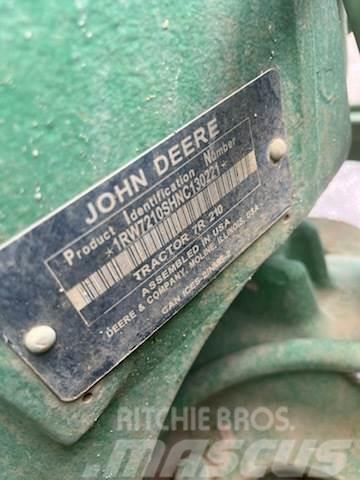 John Deere 7R 210 Traktorok