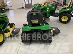 John Deere X390 Kompakt traktorok