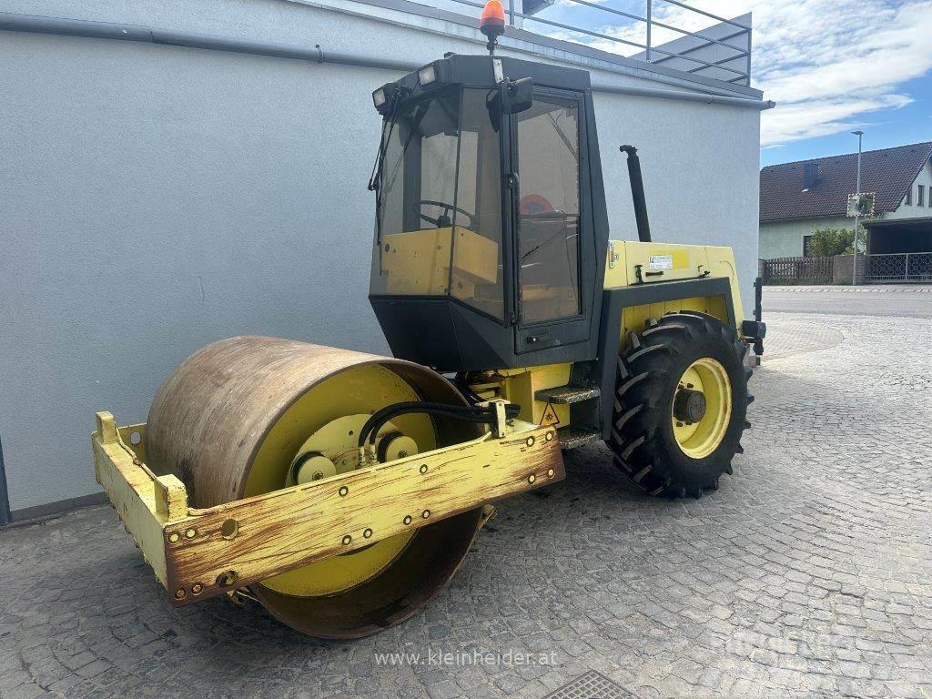 Bomag BW 172 D-2 Twin drum rollers