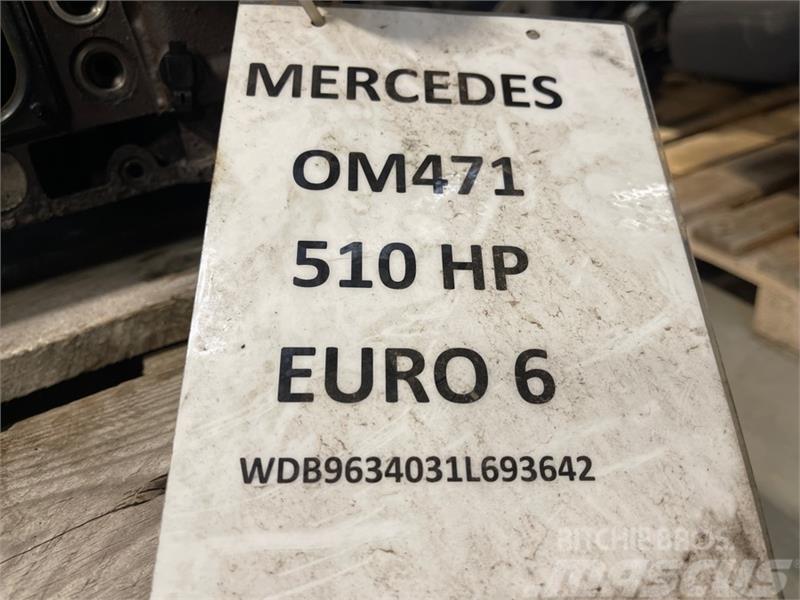 Mercedes-Benz MERCEDES CYLINDERHEAD A4710104220 Motorok